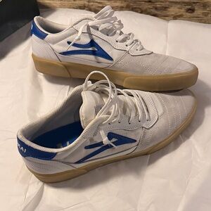 Men’s Lakai size 10.5